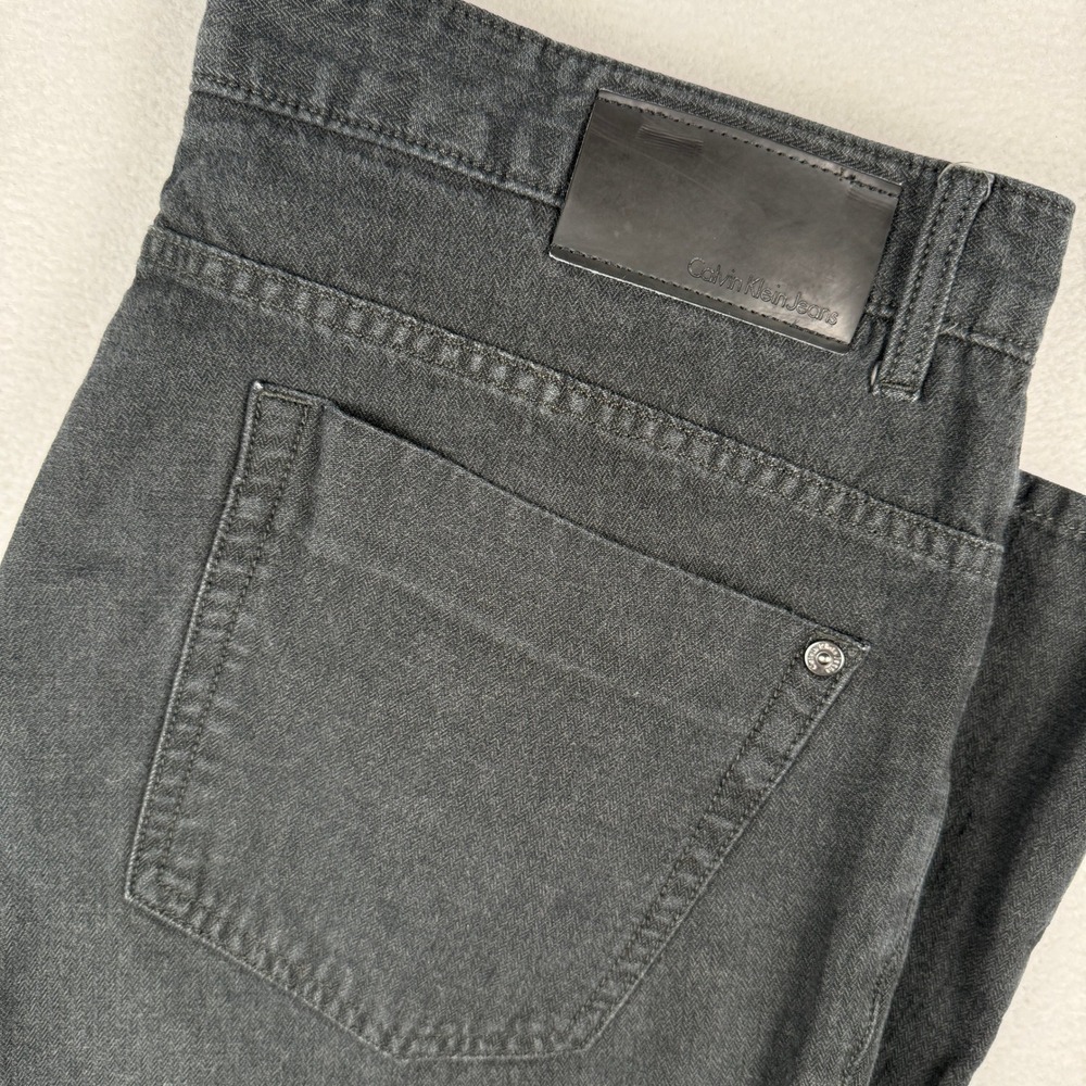 Calvin Klein Jeans Mens 38x32 Washed Black Straight Leg 100% Cotton Denim Pants